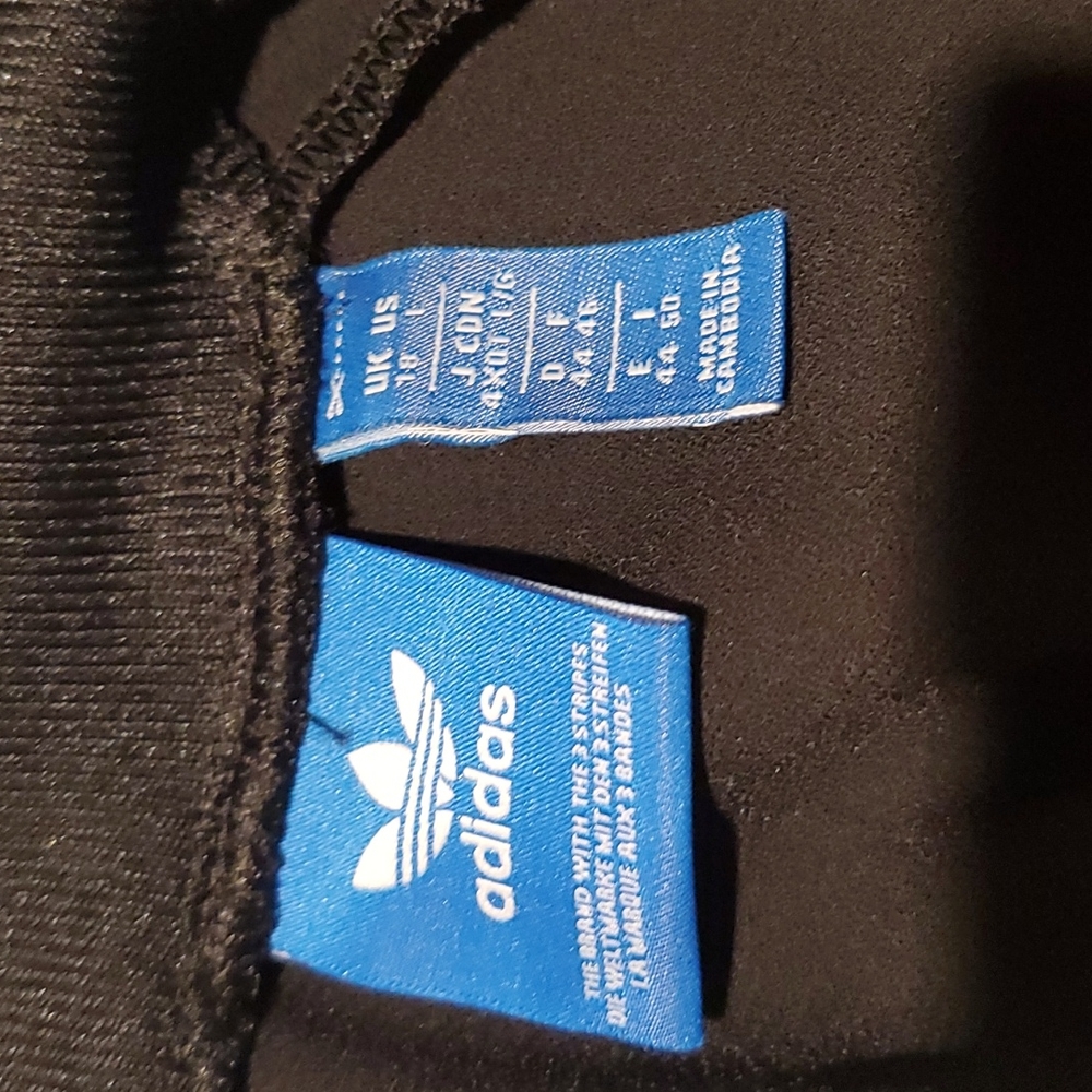 Adidas Originals shirt - Picture 6 of 7
